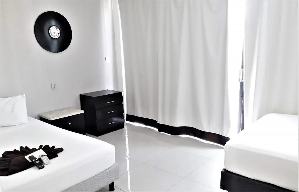 Coral Beach Condo Playa del Carmen 3*,