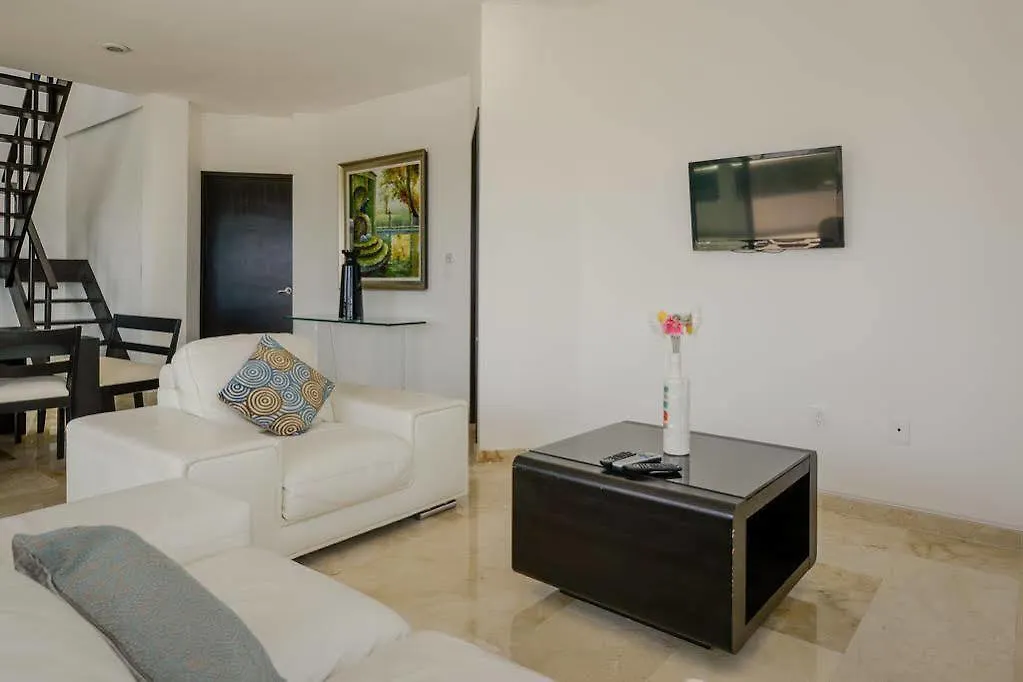 Coral Beach Condo プレヤデルカーメン