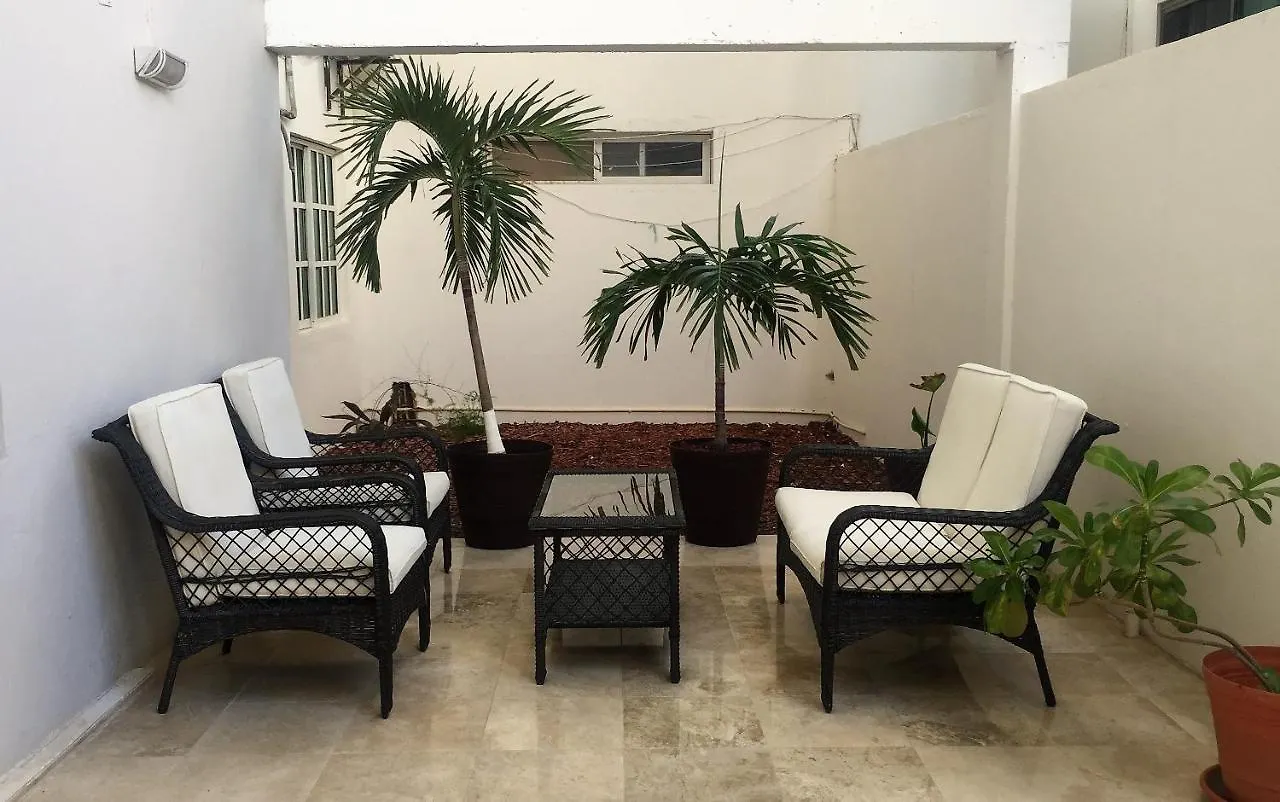 *** アパートホテル Coral Beach Condo プレヤデルカーメン メキシコ
